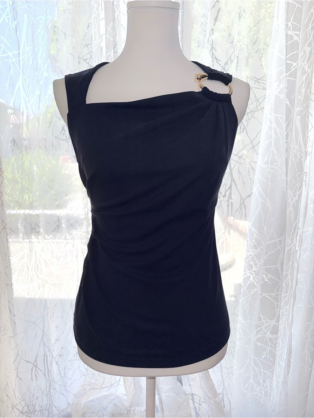 ACLER NAVY BLUE SUMMERSTON GOLD METAL RING EMBELLISHED TANK TOP